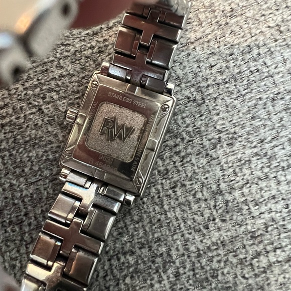 Watch - Picture 3 of 4